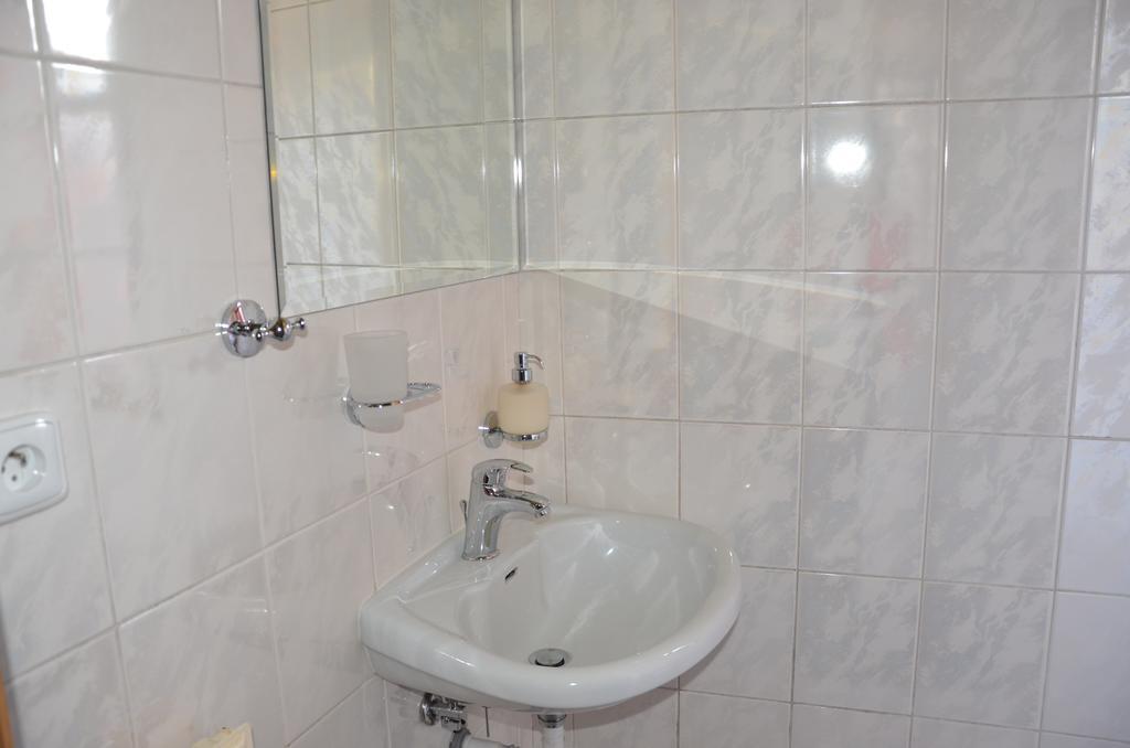 Guesthouse Zlaty Hrozen Česká Lípa Rom bilde
