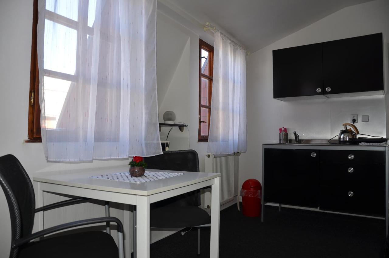 Guesthouse Zlaty Hrozen Česká Lípa Eksteriør bilde
