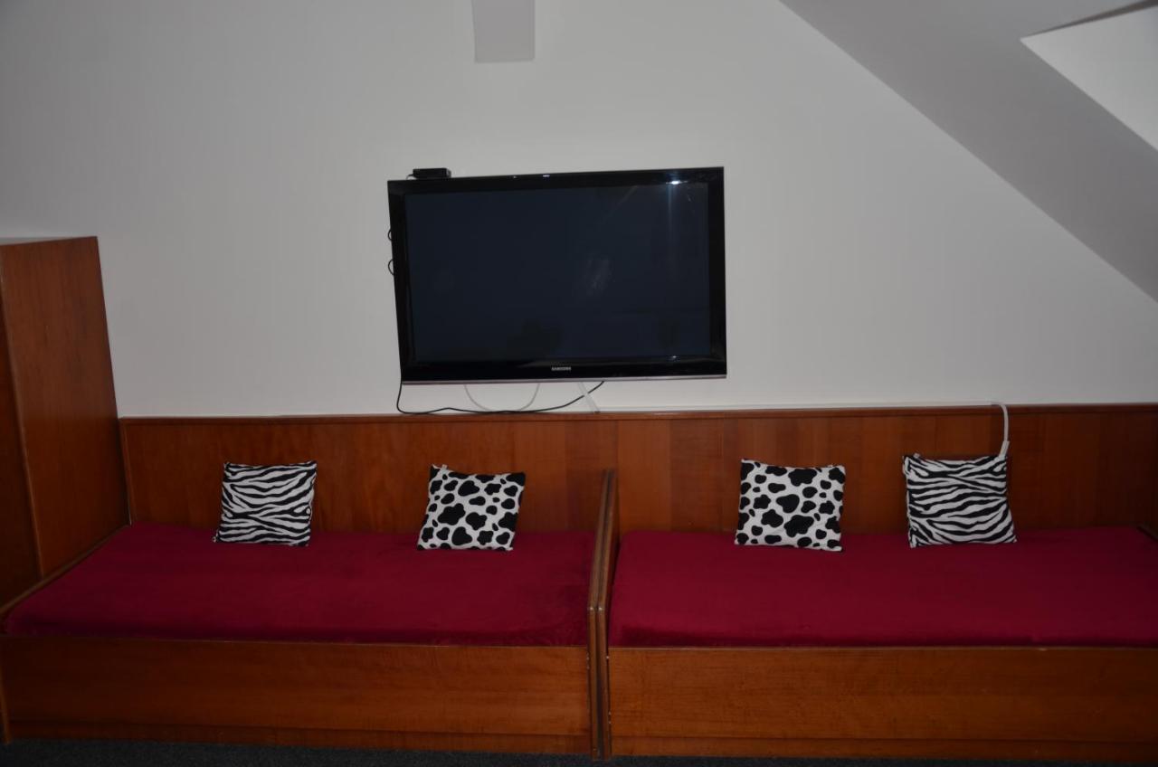 Guesthouse Zlaty Hrozen Česká Lípa Eksteriør bilde