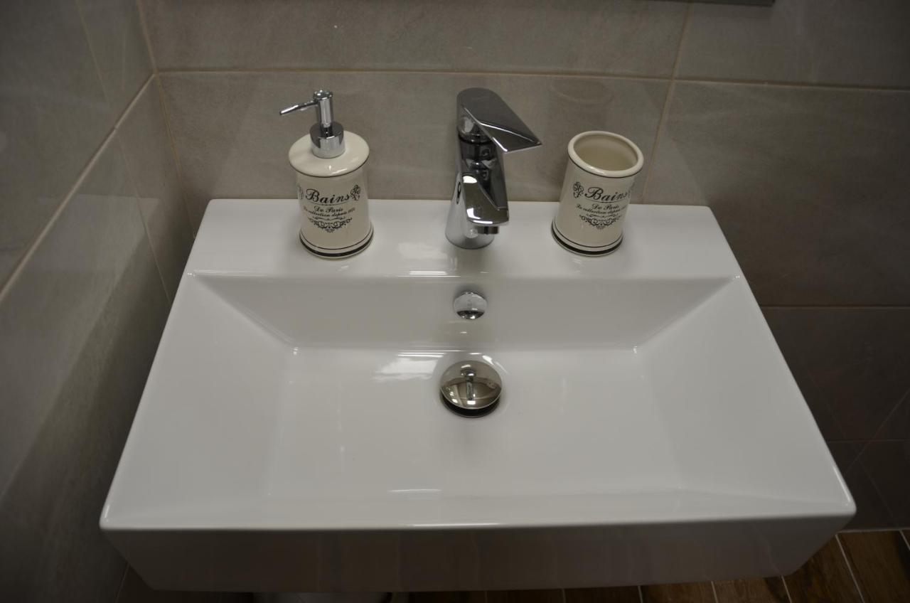 Guesthouse Zlaty Hrozen Česká Lípa Eksteriør bilde